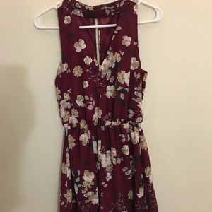 Sleeveless floral romper